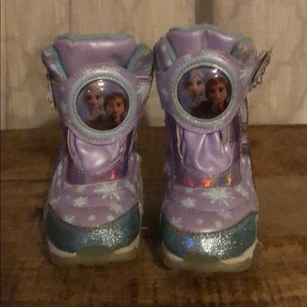 Frozen Snow Boots size 8